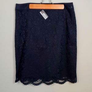 THE LIMITED Navy Lace Pencil Skirt (size 6) knee length